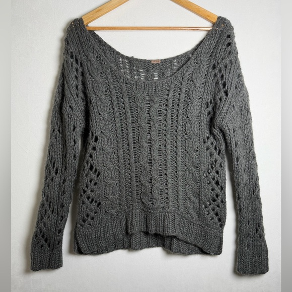 Free People Women’s Chunky Open Cable Knit Mohair Wool Blend Sweater Gray Sz M - Picture 1 of 8